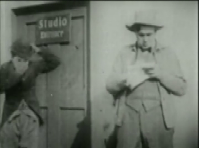 Silent Short: Film Johnny (Charlie Chaplin)