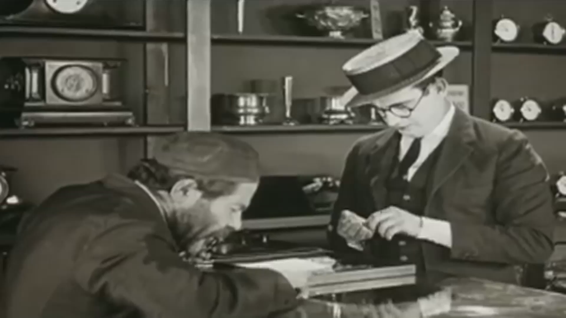 Thumbnail image for Silent Sunday: Safety Last (Harold Lloyd 1923)
